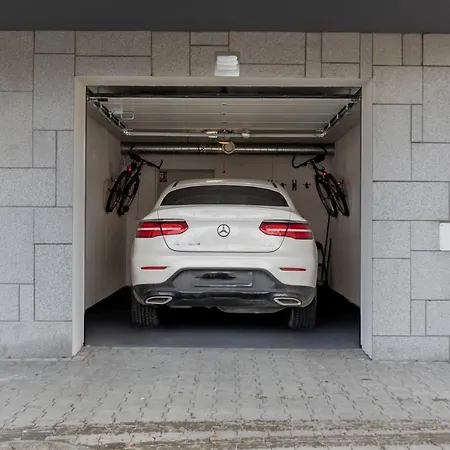 Apartament Stone Hill Wellness Z Basenem Jakuzi Saunami Prywatnym Garażem I Rowerami W Cenie *