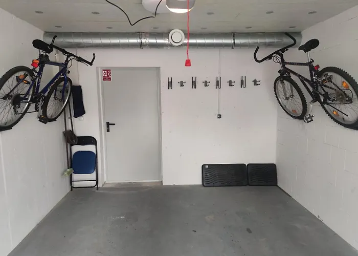 Stone Hill Wellness Z Basenem Jakuzi Saunami Prywatnym Garażem I Rowerami W Cenie * Szklarska Poręba