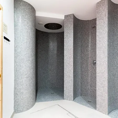 Stone Hill Wellness Z Basenem Jakuzi Saunami Prywatnym Garazem I Rowerami W Cenie Szklarska Poreba